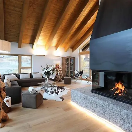 Amanda House *